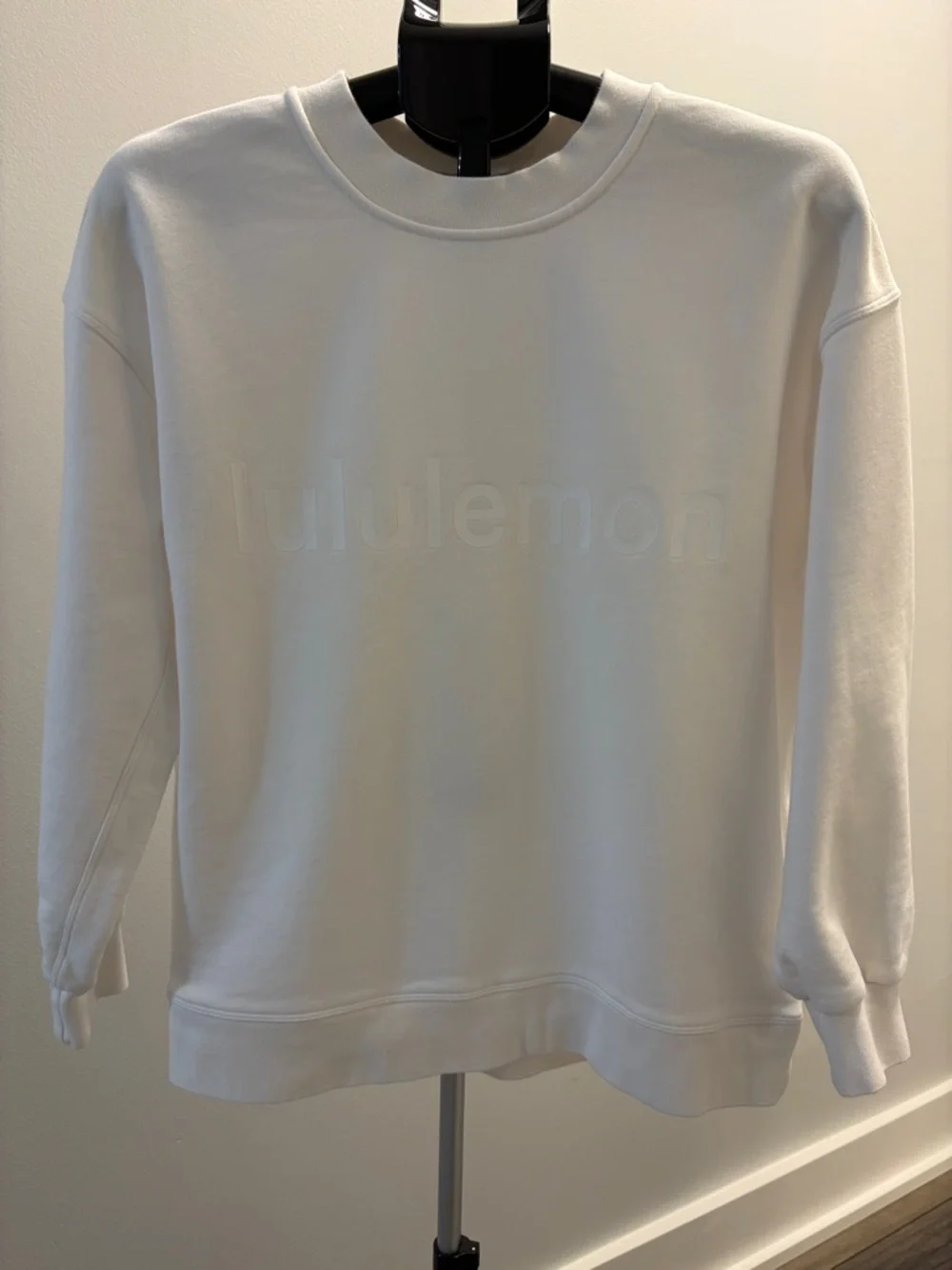 Lululemon Perfectly Oversized Graphic Crewneck ~ Best for Size 8 ~ White